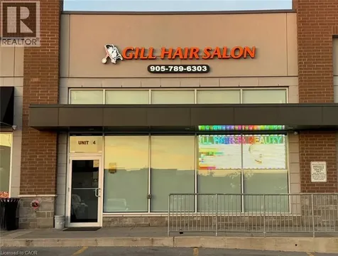 9 Beaumaris Drive Brampton ON L6T 5J6