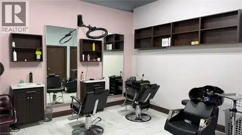 9 Beaumaris Drive Brampton ON L6T 5J6