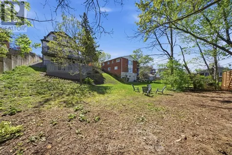 23 Aberdeen Street Haldimand ON N3W 1C8
