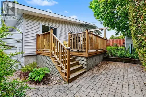 33 Newbury Avenue Ottawa ON K2E 6K7