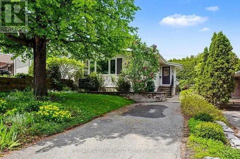 33 Newbury Avenue Ottawa ON K2E 6K7