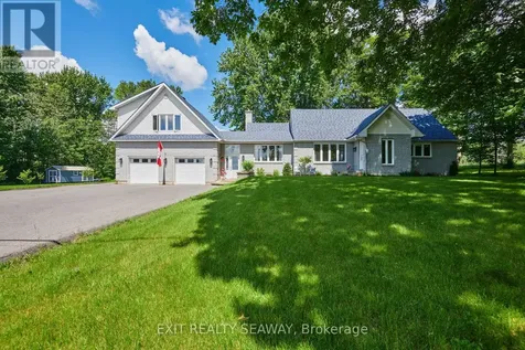 20199 County Rd 2 Road South Glengarry ON K0C 2E0
