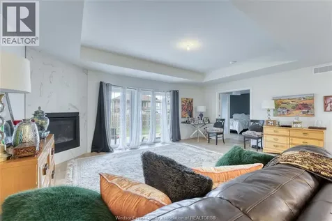 1090 Peabody Avenue Windsor ON N8P 0C2