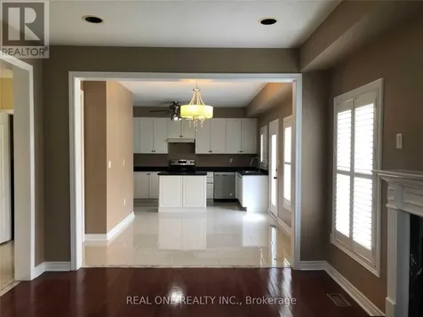 24 Yoho Avenue Richmond Hill (rouge Woods) ON L4S 2J4