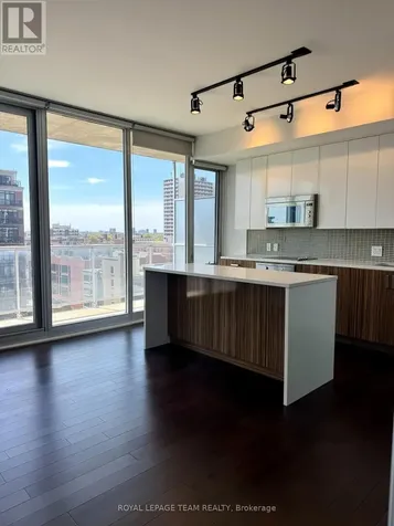 300 Lisgar Street Ottawa ON K2P 0E2