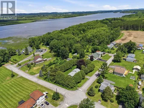 131 Pigeon Street Clarence-rockland ON K4K 1J8