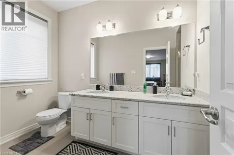 9 Efthemio Court Smithville ON L0R 2A0