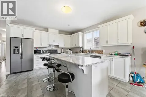 9 Efthemio Court Smithville ON L0R 2A0