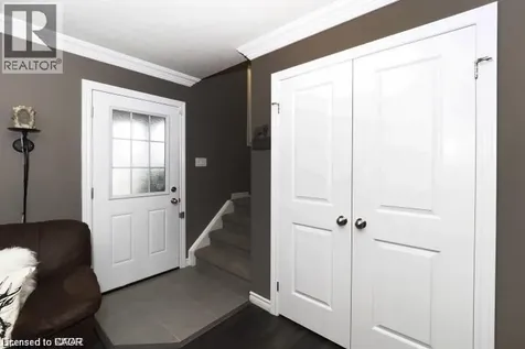 4 Isaiah Drive Kitchener ON N2E 0C1