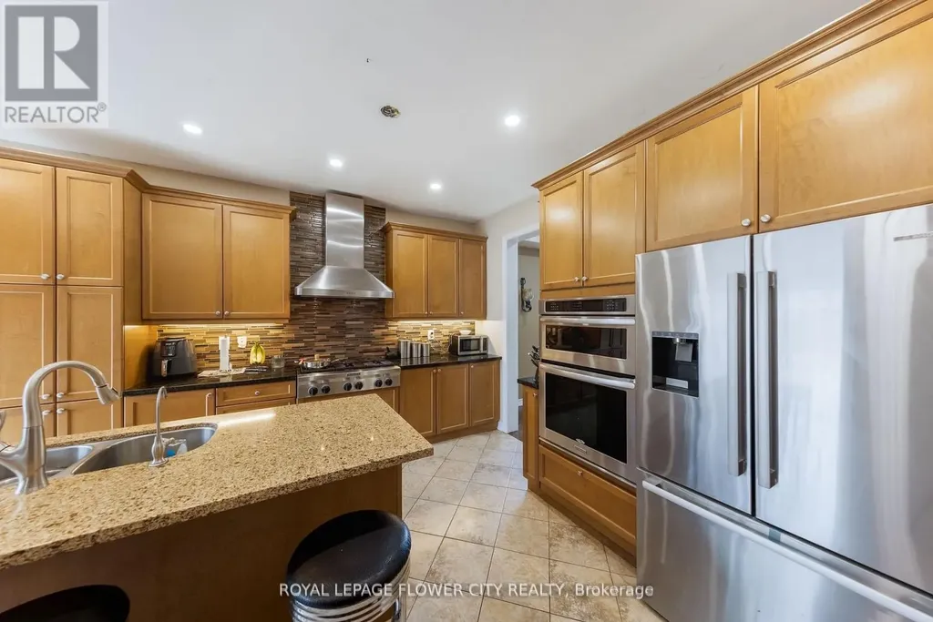 889 O' Reilly Crescent Shelburne ON L0N 1S2