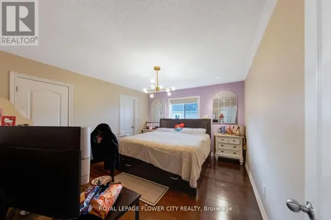 889 O' Reilly Crescent Shelburne ON L0N 1S2