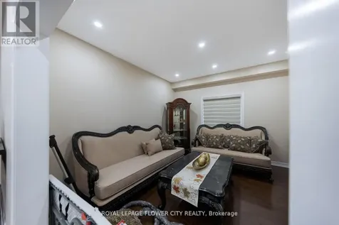 889 O' Reilly Crescent Shelburne ON L0N 1S2
