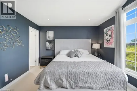 5034 Fairview Street Burlington ON L7L 0B4