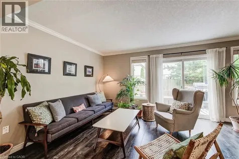 166 Peach Blossom Crescent Kitchener ON N2E 3Z6