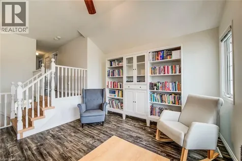166 Peach Blossom Crescent Kitchener ON N2E 3Z6