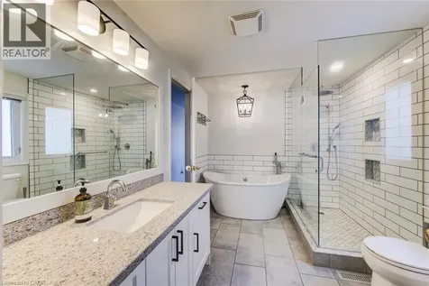 166 Peach Blossom Crescent Kitchener ON N2E 3Z6