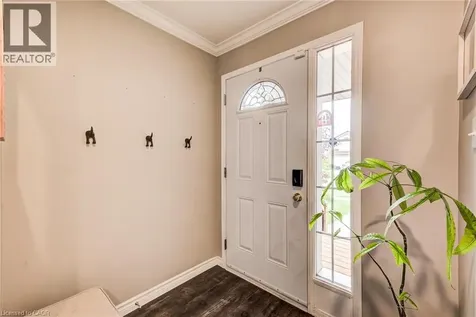 166 Peach Blossom Crescent Kitchener ON N2E 3Z6
