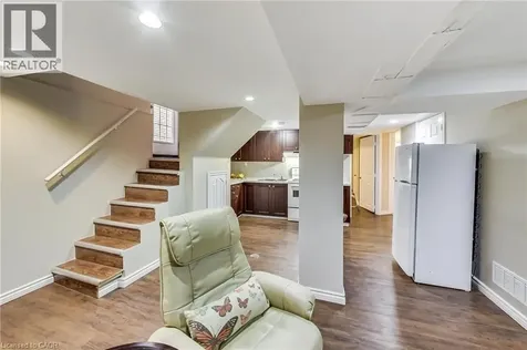 41 Carrick Avenue Hamilton ON L8M 2W2