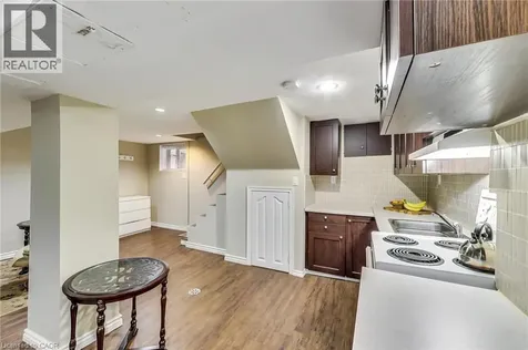 41 Carrick Avenue Hamilton ON L8M 2W2