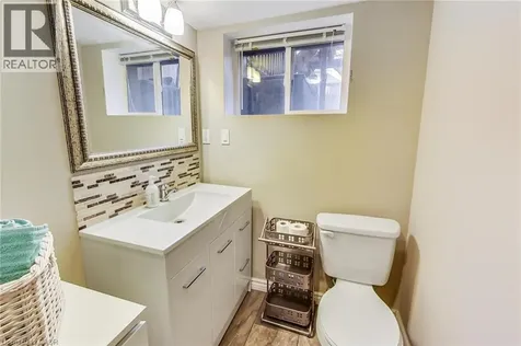 41 Carrick Avenue Hamilton ON L8M 2W2