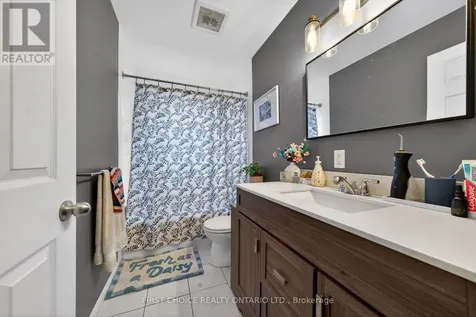 1307 Aurele Street Ottawa ON K1B 3L4