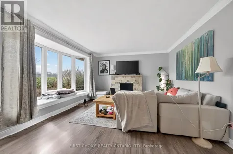 1307 Aurele Street Ottawa ON K1B 3L4