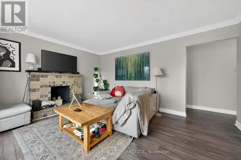 1307 Aurele Street Ottawa ON K1B 3L4
