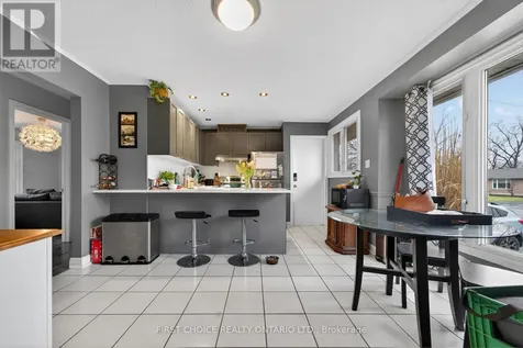 1307 Aurele Street Ottawa ON K1B 3L4