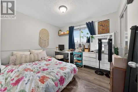 1307 Aurele Street Ottawa ON K1B 3L4