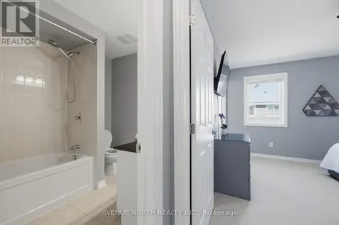 558 Ensatina Crescent Ottawa ON K2J 6H4