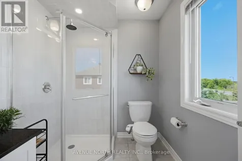558 Ensatina Crescent Ottawa ON K2J 6H4