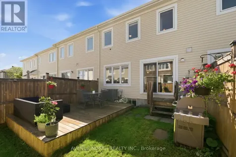 558 Ensatina Crescent Ottawa ON K2J 6H4