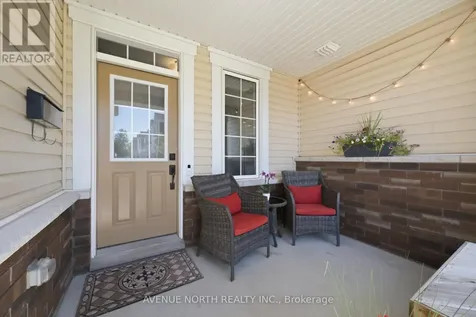 558 Ensatina Crescent Ottawa ON K2J 6H4
