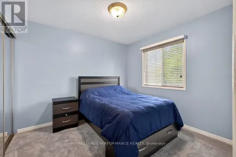 38 Burlington Crescent Ottawa ON K1T 3K6