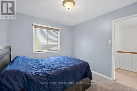 38 Burlington Crescent Ottawa ON K1T 3K6