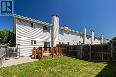 38 Burlington Crescent Ottawa ON K1T 3K6