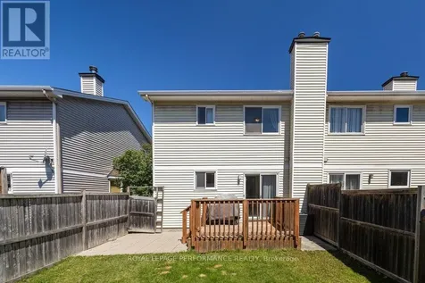 38 Burlington Crescent Ottawa ON K1T 3K6