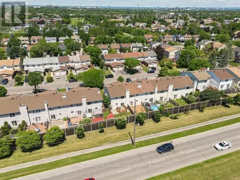 38 Burlington Crescent Ottawa ON K1T 3K6
