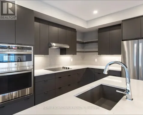 2928 Ahearn Avenue Ottawa ON K2B 6Z9