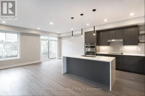 2928 Ahearn Avenue Ottawa ON K2B 6Z9