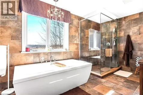915 Queenston Road Niagara-on-the-lake ON L0S 1J0