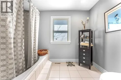 915 Queenston Road Niagara-on-the-lake ON L0S 1J0