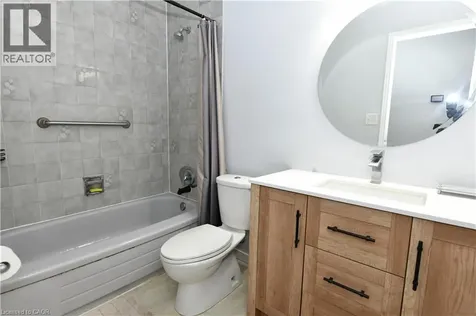 5 Harmony Court Cambridge ON N1R 7T3