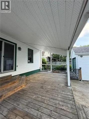 294 East 27th Street Hamilton ON L8V 3G6