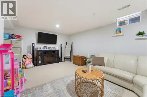 10 Cadham Boulevard Hamilton ON L8W 3X6