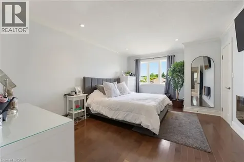 10 Cadham Boulevard Hamilton ON L8W 3X6