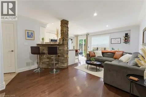 10 Cadham Boulevard Hamilton ON L8W 3X6