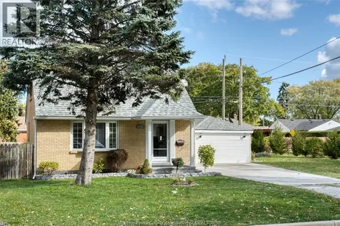 994 Edward Avenue Windsor ON N8S 2Z8