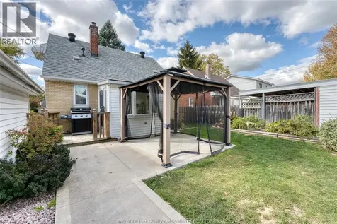 994 Edward Avenue Windsor ON N8S 2Z8