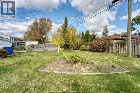 994 Edward Avenue Windsor ON N8S 2Z8